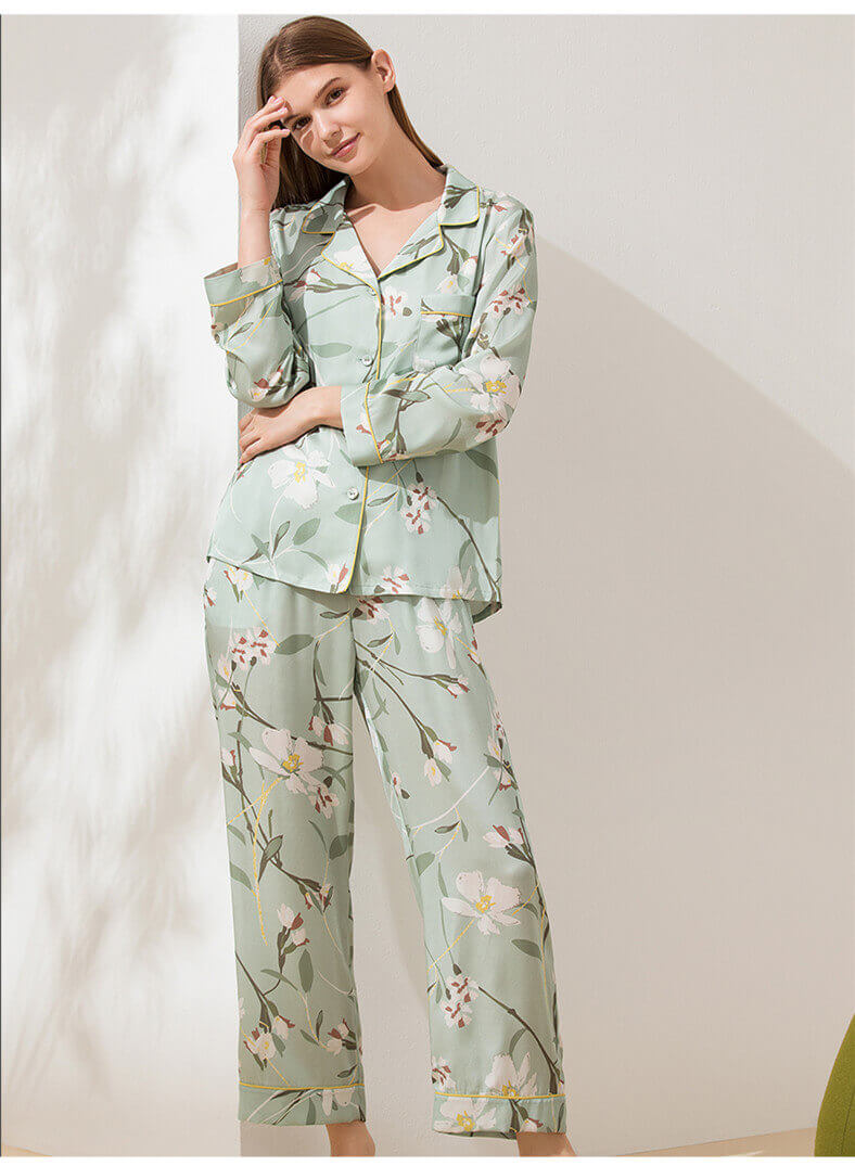 Schlafanzug Fashion – Blumendruck und Langarm Lily Pyjam Seiden Damen Schlafanzug mit